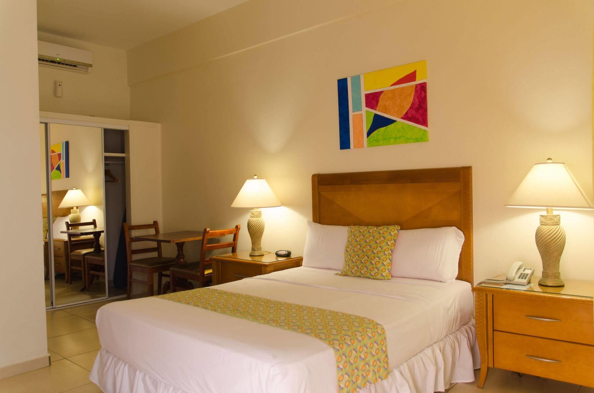 Alicia'S Inn Philipsburg  Zewnętrze zdjęcie